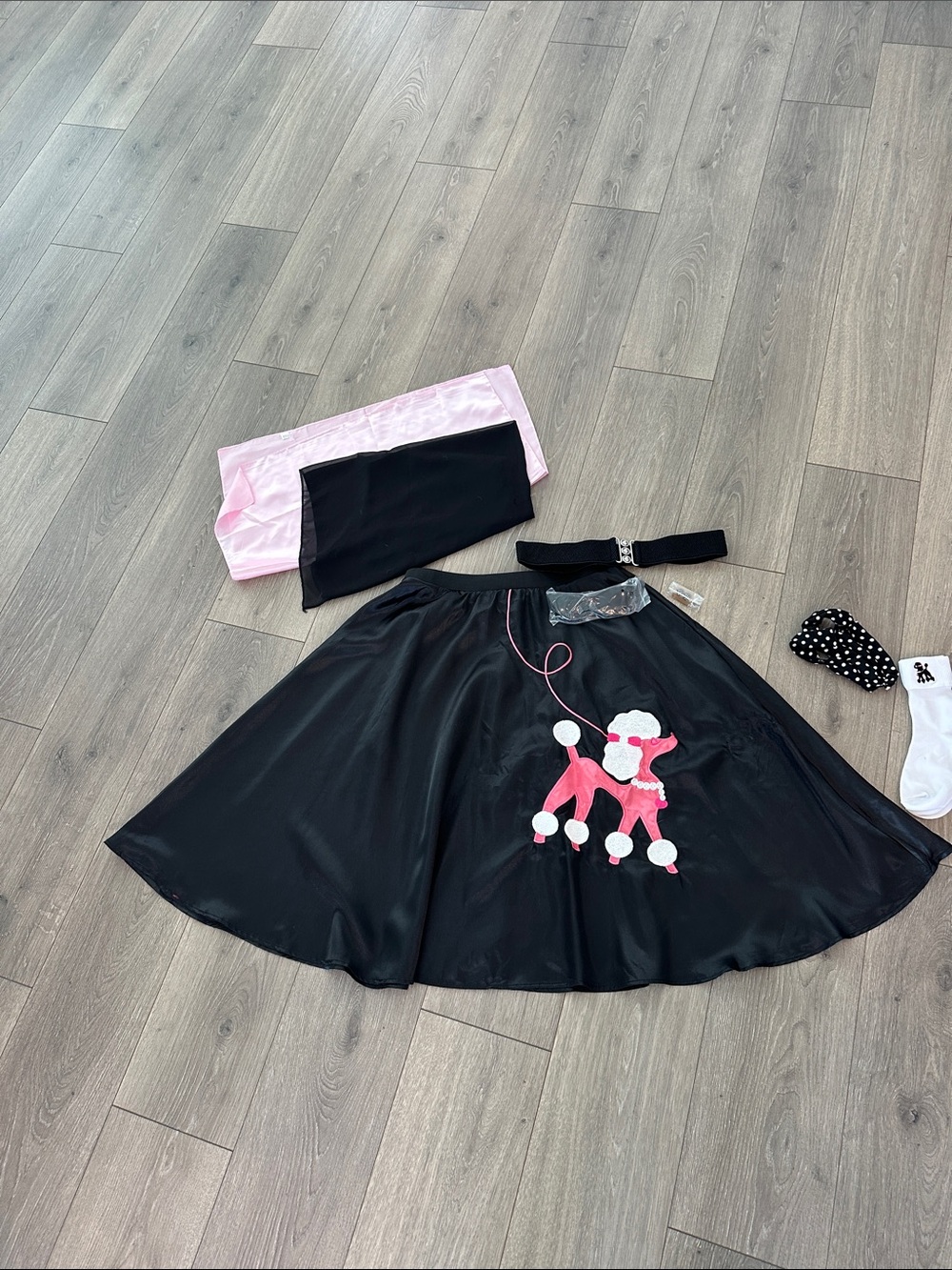 Source Unknown Black Midi Skirt with Pink Poodle Appliqué